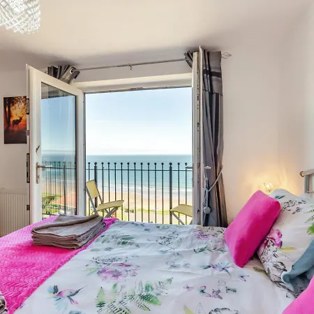 Seaview Heights * Уитби